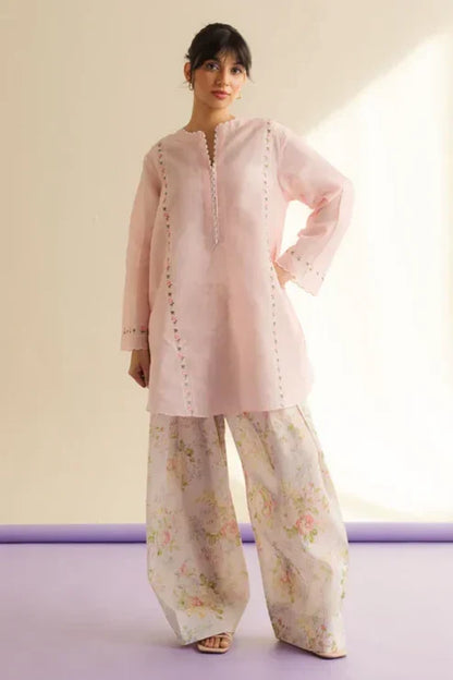Sona Bajwa Spooted Salwar Set.