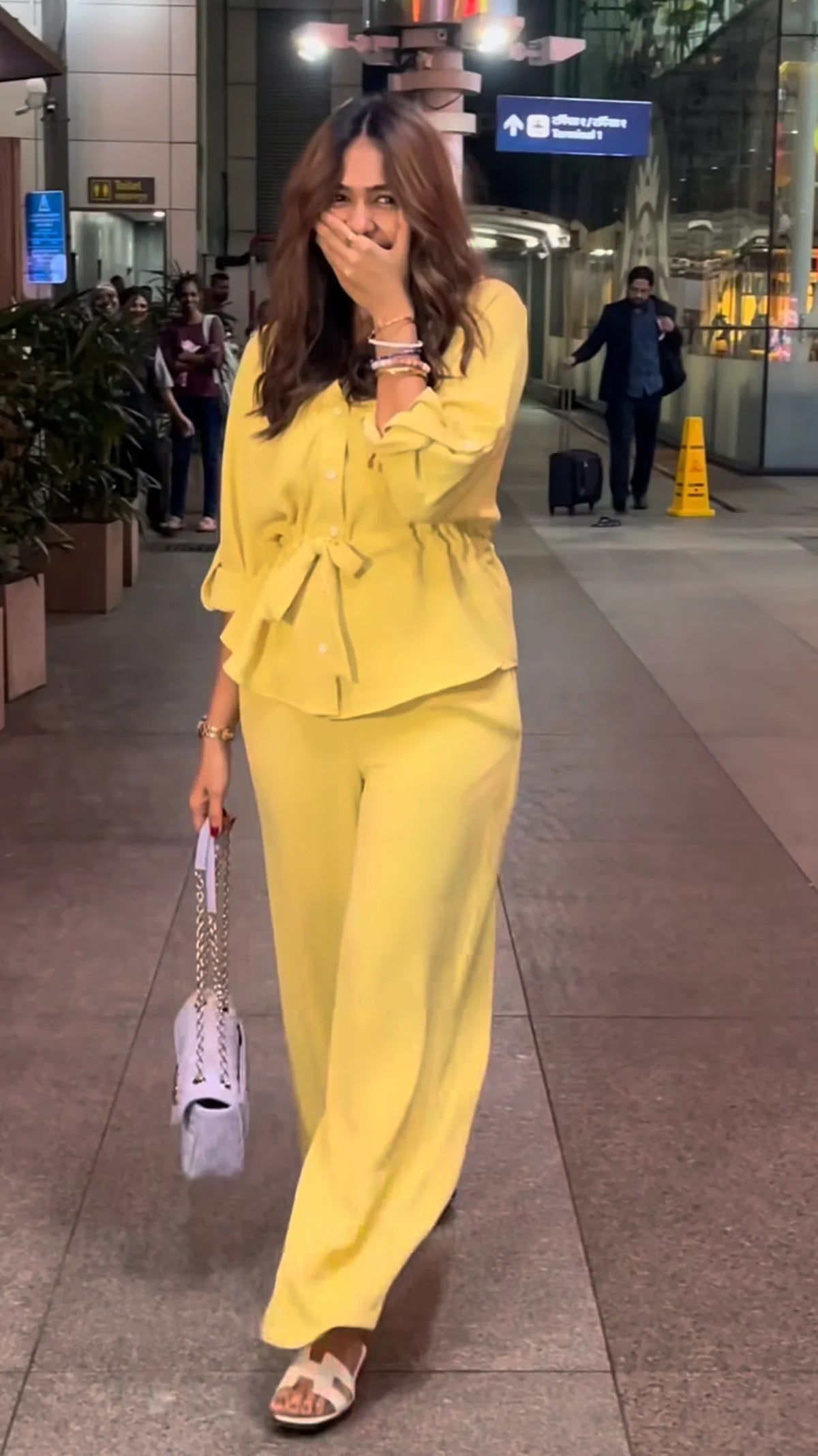 Mrunal Thakur Muse Sunbeam Cotton-Linen Co-ord Set