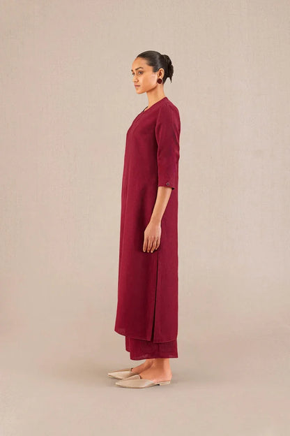 Parineeti Chopra styled Reddish Maroon Linen Kurta Set